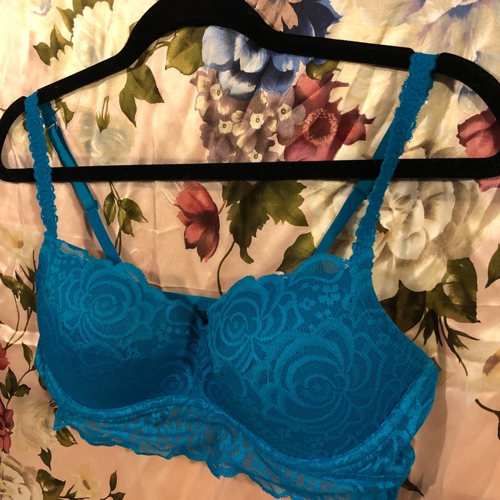 VS PINK Push-up Lace Bralette